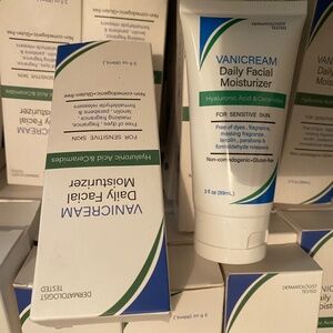 Lot 10 PCS Vanicream Daily Facial Moisturizer With Ceramides and Hyalur